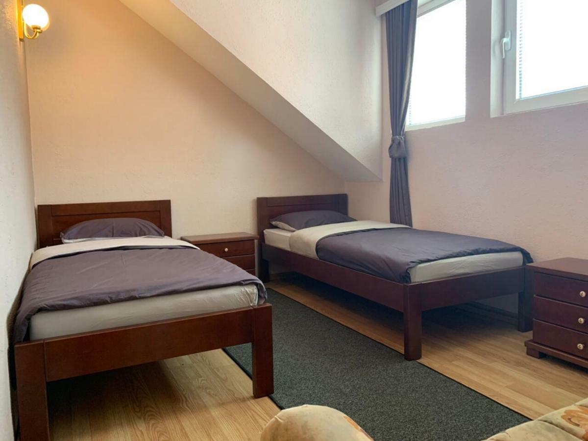 פלאב Apartmani Alo Alo מראה חיצוני תמונה